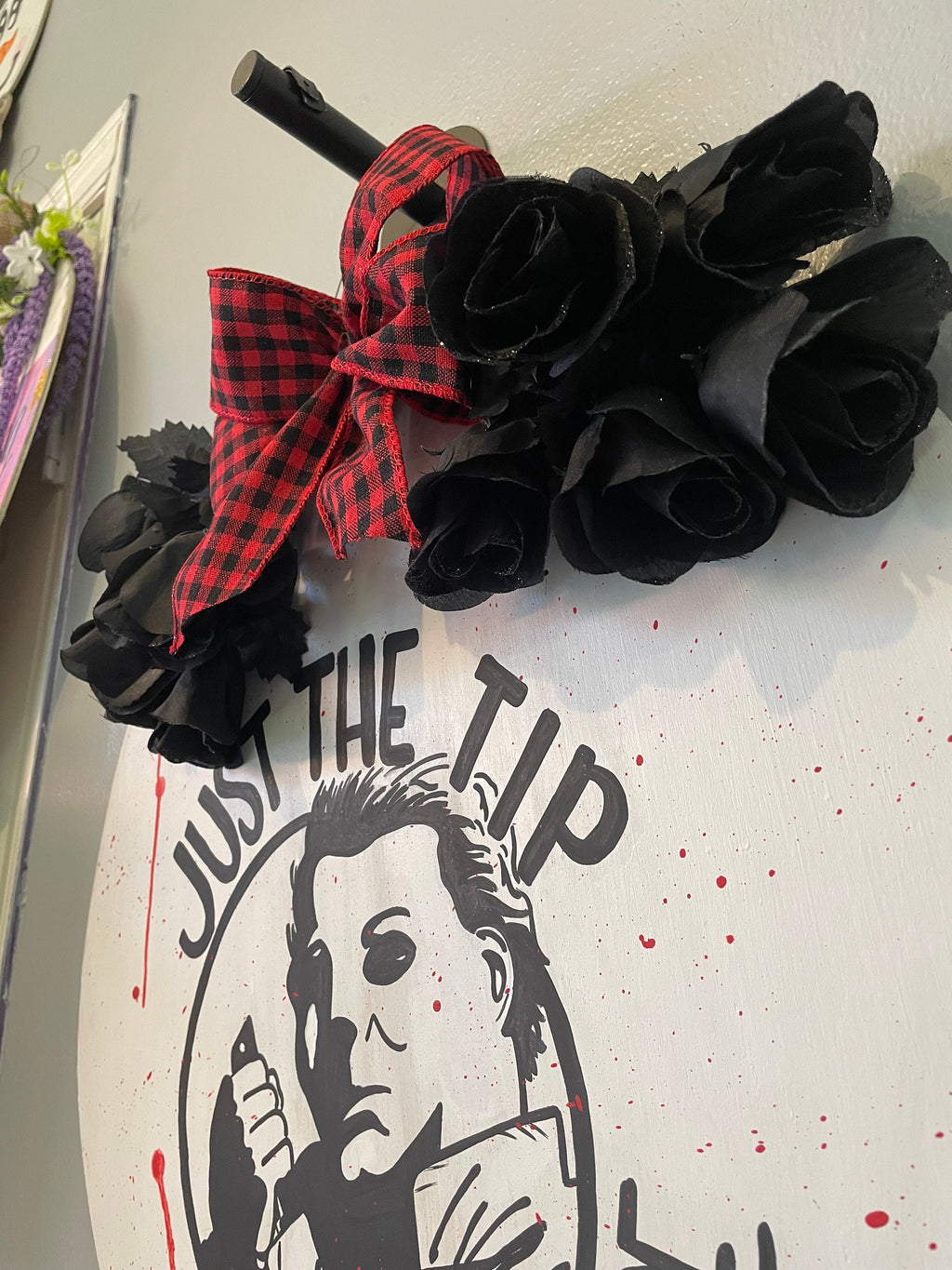 Micheal door hanger, Horror Door Hanger, Halloween Door hanger, knife door hanger, killer door hanger, blood door hanger